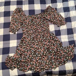 Francesca’s Dress, Floral Pattern, Size Small